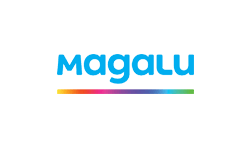 Logotipo Magalu Tipografia Caixa Alta na cor azul. Sublinhado em várias cores